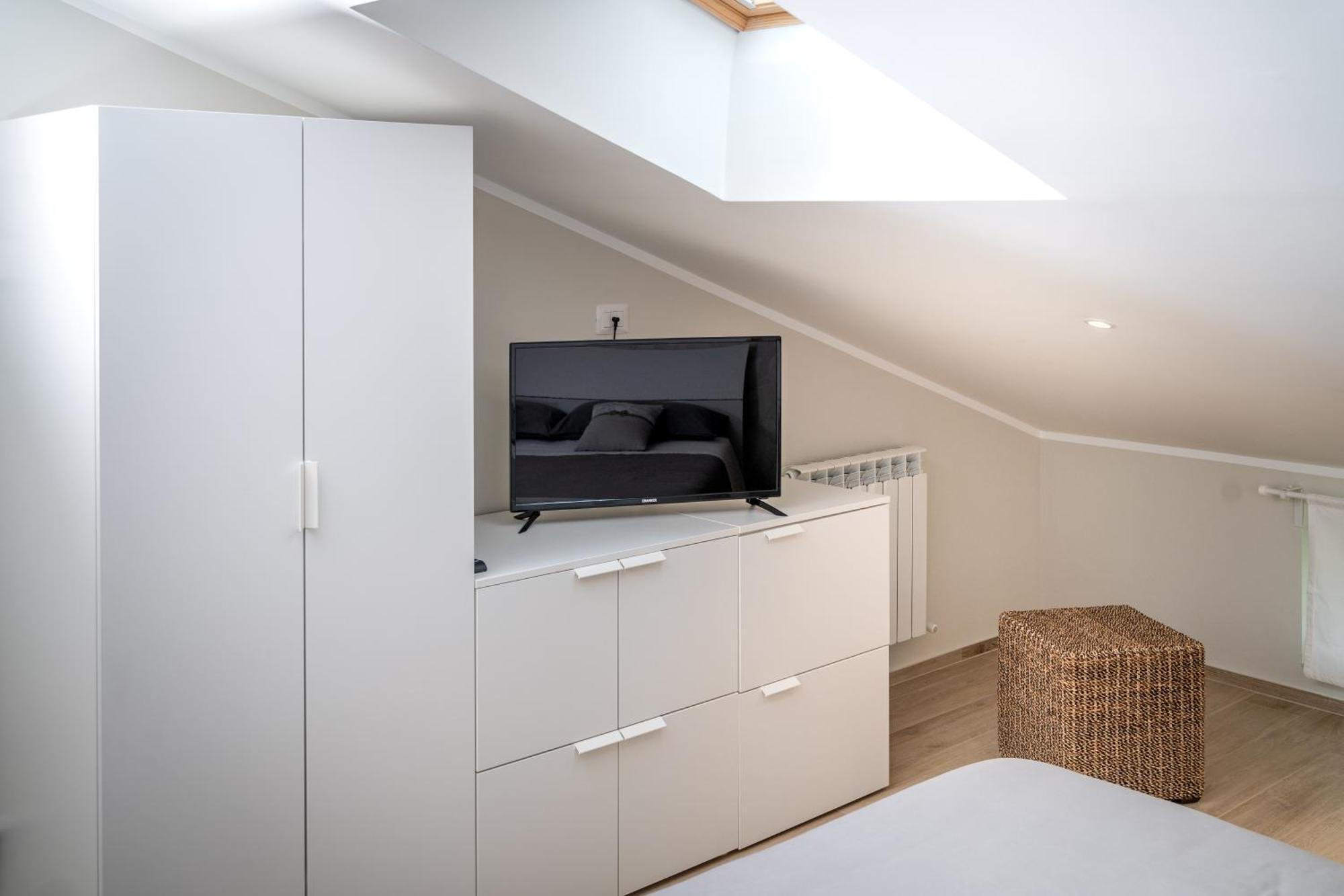 Otium Rooms / Camere E Appartamenti Morrovalle Extérieur photo